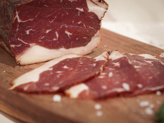 Premium Roastbeef halal traditionell bosnisch getrocknet mit Wacholderaroma