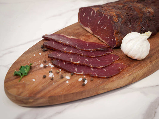 saftiges ramstek mit knoblauch von suho meso balkan