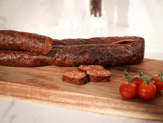 Traditionelle hausgemachte Suxhuk Shtepiak Wurst aus Albanien und Kosovo